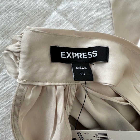 Satin top - Picture 2 of 4